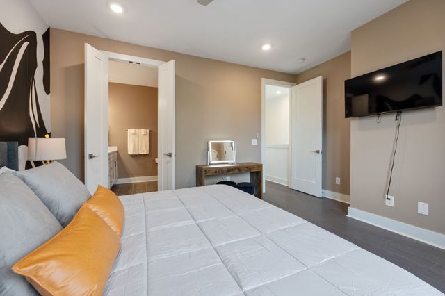 2719 Alameda St Apt 101, Nashville, TN 37208