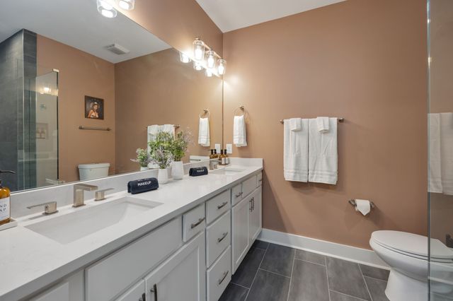 2719 Alameda St Apt 101, Nashville, TN 37208