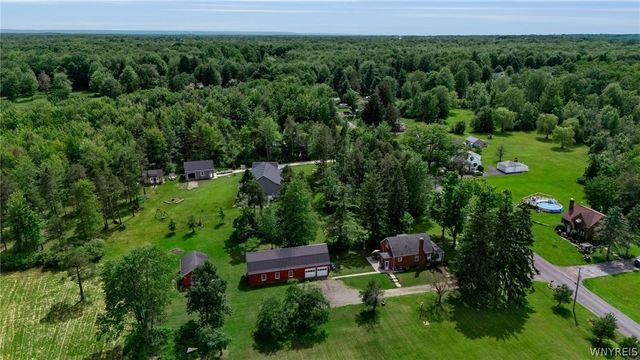 6729 Black Road, Evans, NY 14047