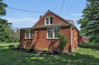 6729 Black Road, Evans, NY 14047