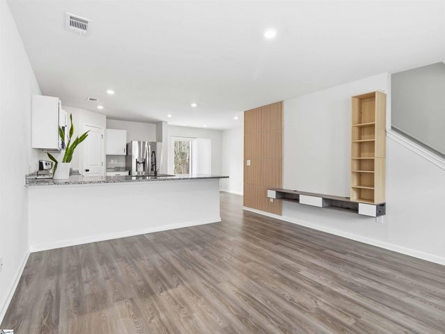 124 Brooks Drive, Williamston, SC 29697