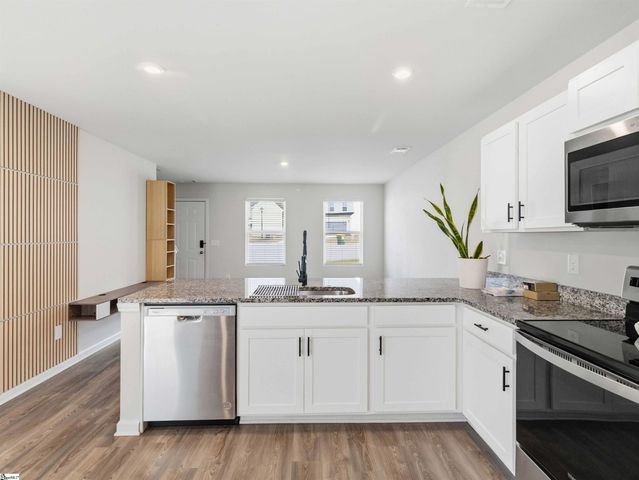 124 Brooks Drive, Williamston, SC 29697