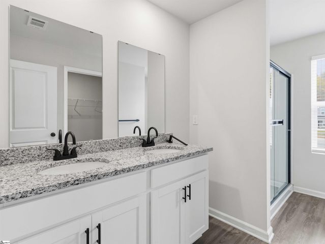 124 Brooks Drive, Williamston, SC 29697