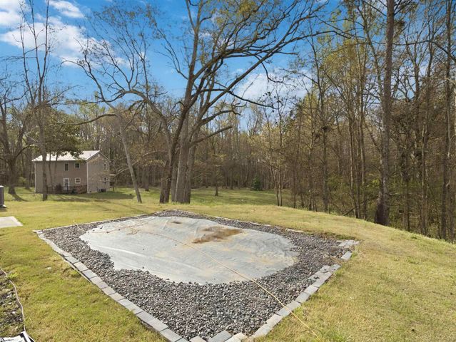 124 Brooks Drive, Williamston, SC 29697