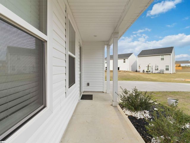 124 Brooks Drive, Williamston, SC 29697