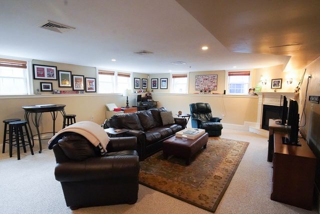 95 Dix Street 2, Boston, MA 02122