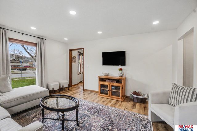 508 S 8 Street, Council Bluffs, IA 51501