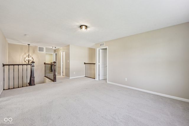 15726 Henady Crossing, Noblesville, IN 46060