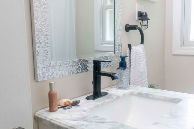 7 Arbeta Road, Hyannis, MA 02601