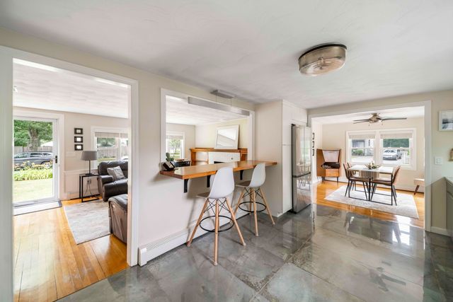 7 Arbeta Road, Hyannis, MA 02601