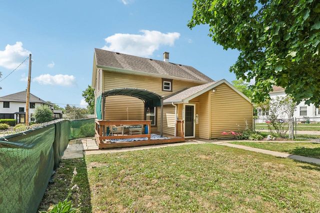 5310 Broadhead Street, Mcfarland, WI 53558