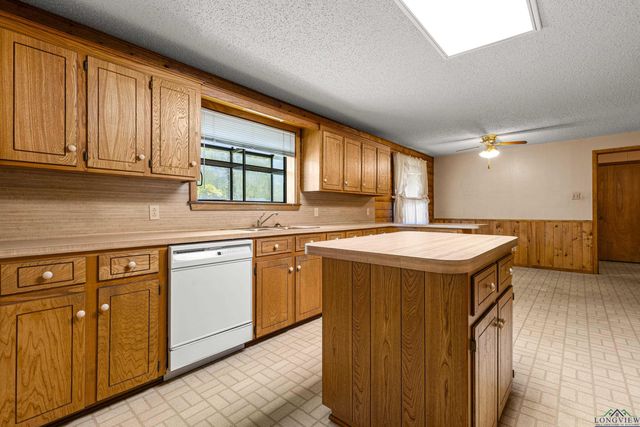 503 Mill Creek Rd, Longview, TX 75605