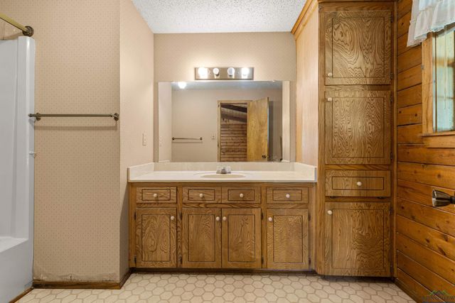 503 Mill Creek Rd, Longview, TX 75605