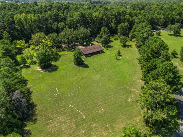 503 Mill Creek Rd, Longview, TX 75605