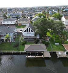 684 Warsaw Street, Bayou Vista, TX 77563