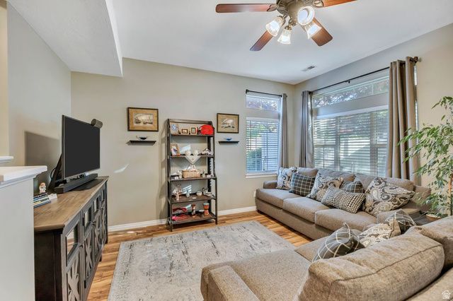 2670 W HERITAGE PARK RD, Taylorsville, UT 84129
