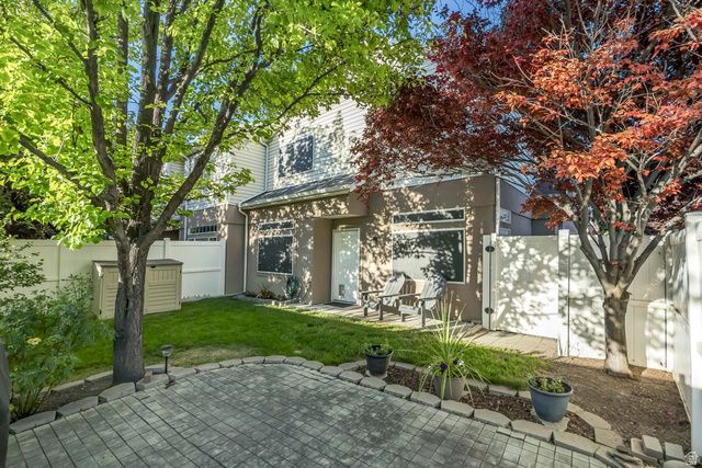 2670 W HERITAGE PARK RD, Taylorsville, UT 84129