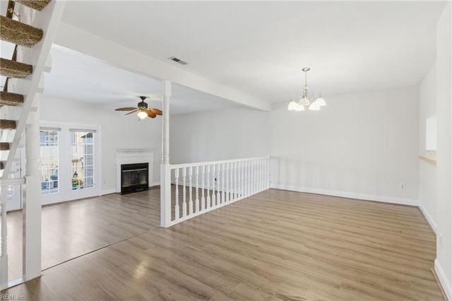 517 Long PT, Chesapeake, VA 23322