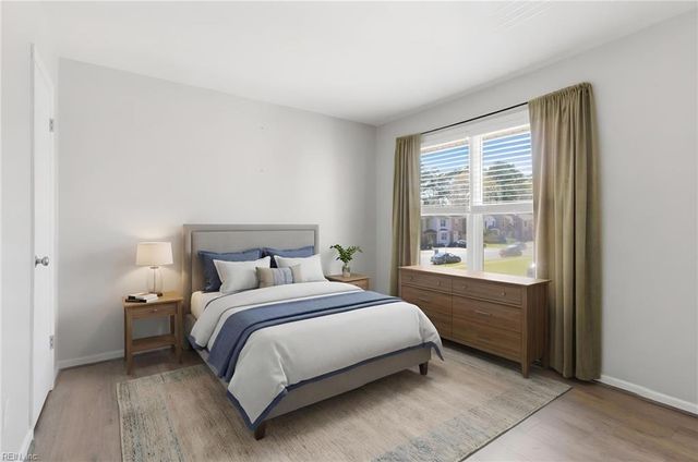 517 Long PT, Chesapeake, VA 23322