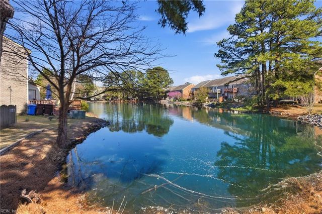 517 Long PT, Chesapeake, VA 23322