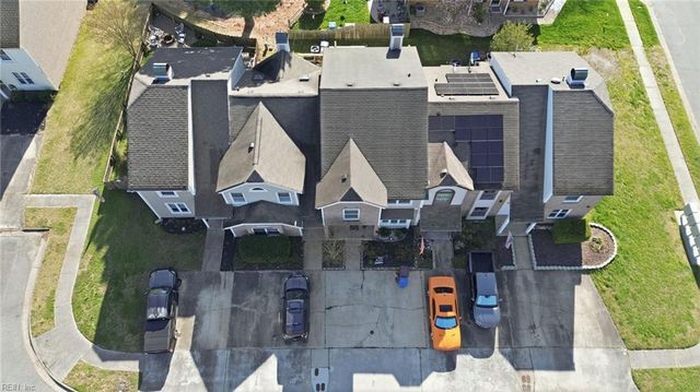 517 Long PT, Chesapeake, VA 23322