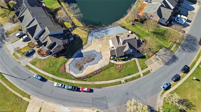 517 Long PT, Chesapeake, VA 23322