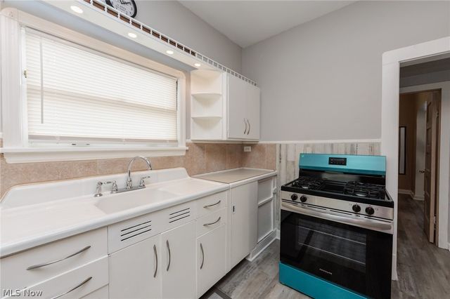 4112 Cullen Drive, Cleveland, OH 44105