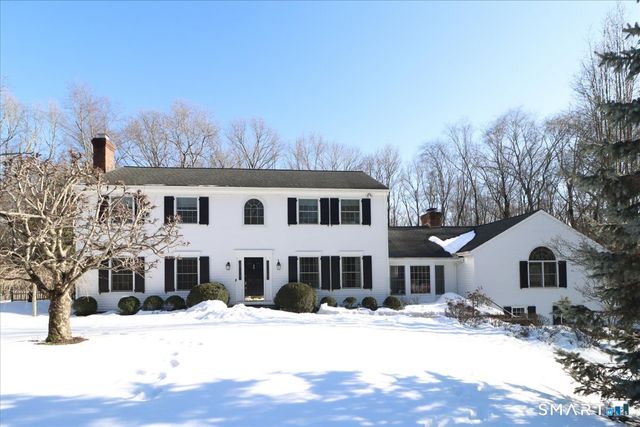 17 Tall Oaks Road, Wilton, CT 06897