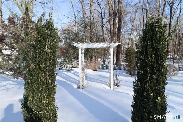 17 Tall Oaks Road, Wilton, CT 06897