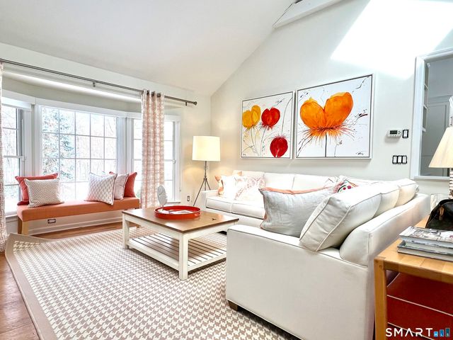 17 Tall Oaks Road, Wilton, CT 06897