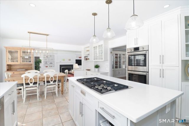 17 Tall Oaks Road, Wilton, CT 06897