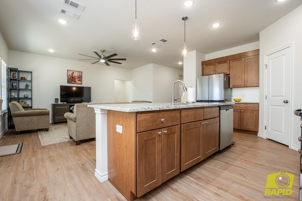 Image 11 of property listing at 3137 Cedarhill Dr, San Angelo, TX 76904