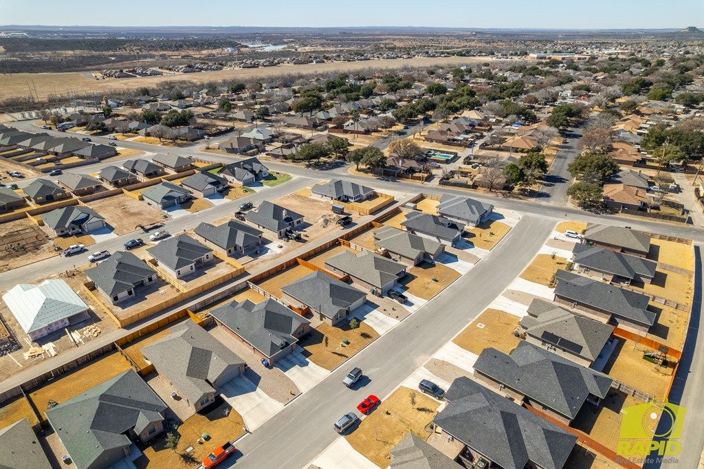 Image 40 of property listing at 3137 Cedarhill Dr, San Angelo, TX 76904