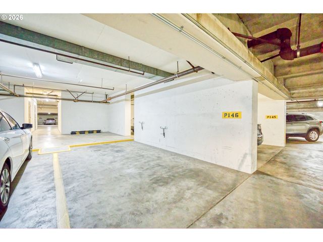 255 Sw HARRISON St 11D, Portland, OR 97201