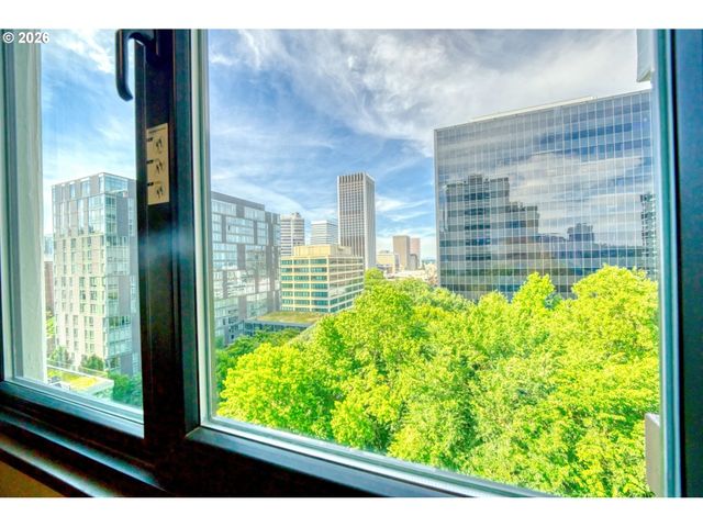 255 Sw HARRISON St 11D, Portland, OR 97201
