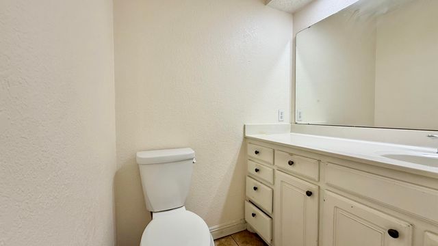 305 E 19th Street, Wolfforth, TX 79382