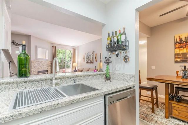 24145 Del Monte Drive 319, Valencia, CA 91355