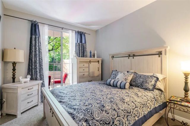 24145 Del Monte Drive 319, Valencia, CA 91355