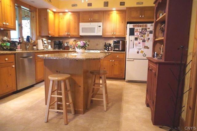 10 Prospect Street, Oswego, NY 13126