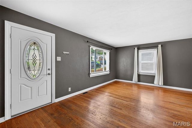 6009 Staely Avenue, St Louis, MO 63123