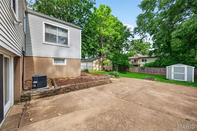 6009 Staely Avenue, St Louis, MO 63123