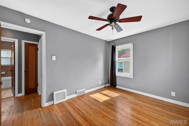 6009 Staely Avenue, St Louis, MO 63123