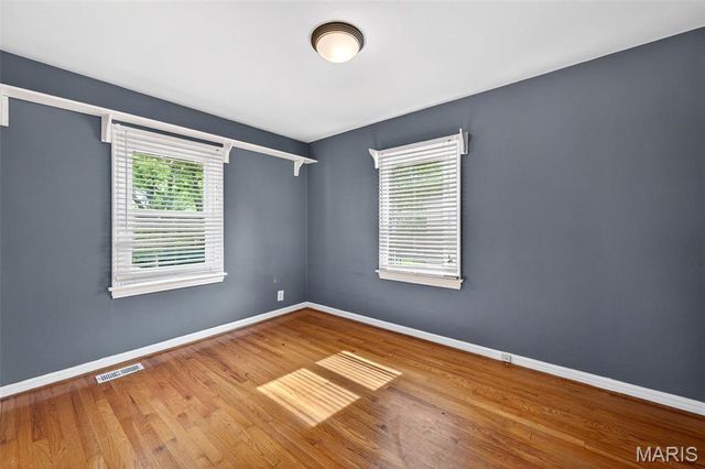 6009 Staely Avenue, St Louis, MO 63123