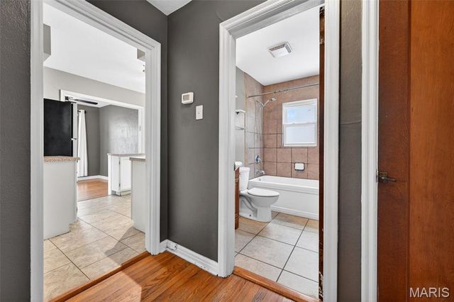 6009 Staely Avenue, St Louis, MO 63123