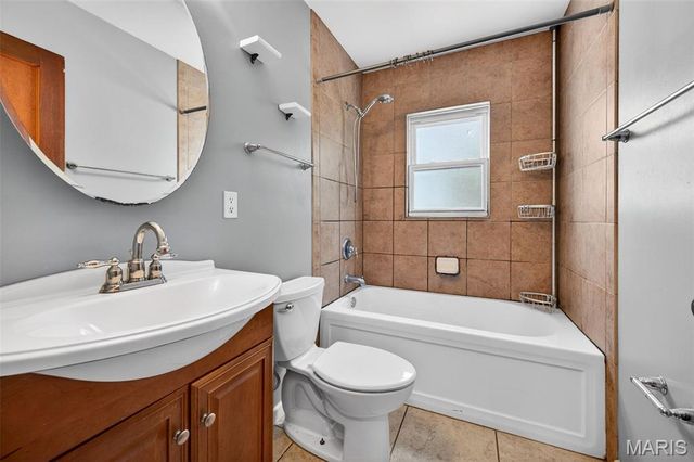 6009 Staely Avenue, St Louis, MO 63123