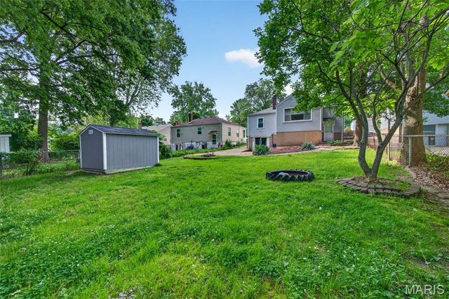6009 Staely Avenue, St Louis, MO 63123