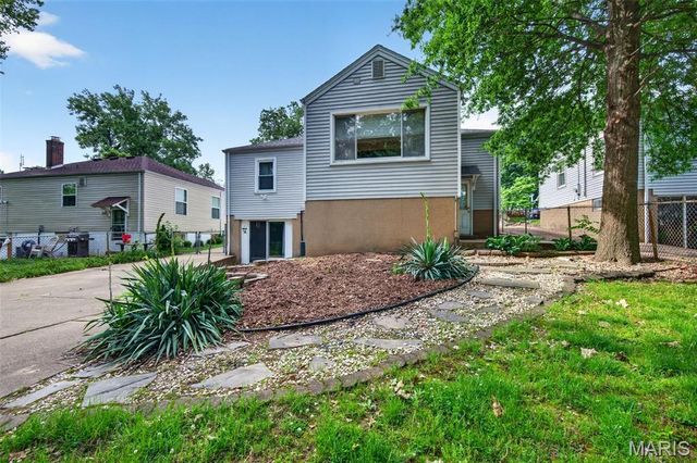 6009 Staely Avenue, St Louis, MO 63123