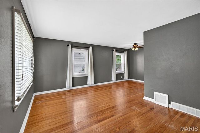 6009 Staely Avenue, St Louis, MO 63123