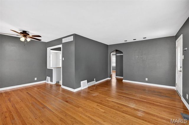 6009 Staely Avenue, St Louis, MO 63123