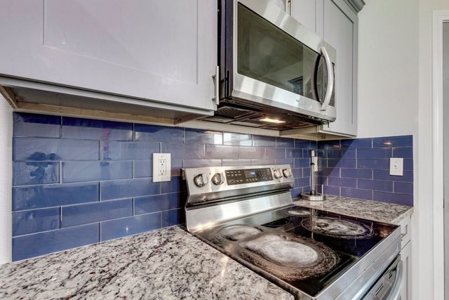 3083 Sunnyvale Street, Dallas, TX 75216